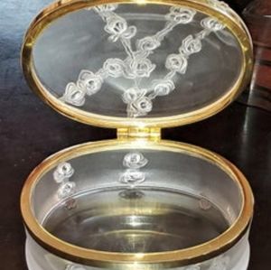 1960 R. Lalique Coppelia lidded dresser box.